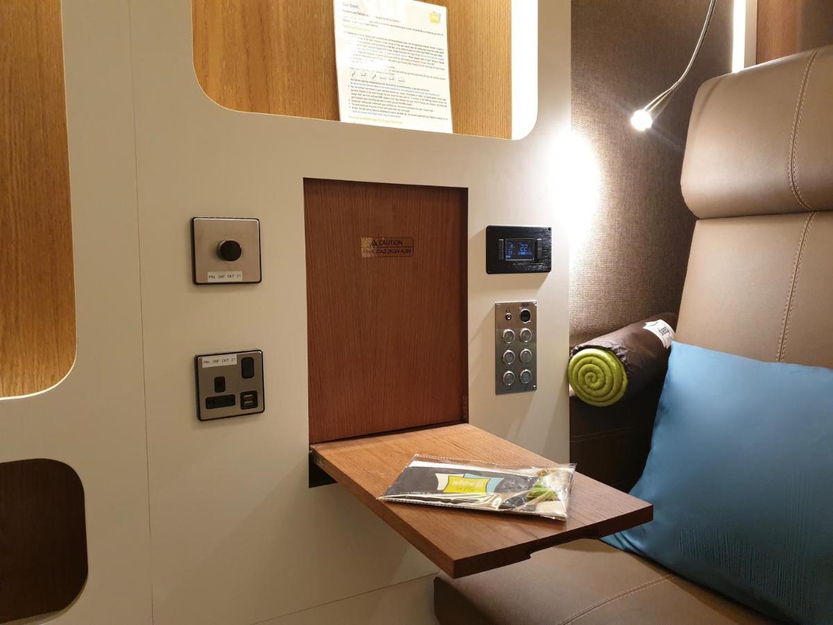 Hotel Sleep 'N Fly Sleep Lounge, B-Gates Terminal 3 - Transit Only Dubaj Exteriér fotografie
